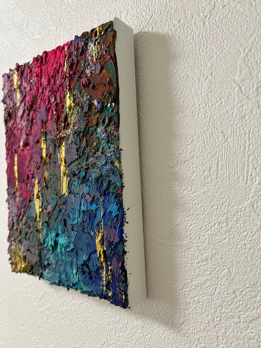 光藤有佳による《ハイライン》シリーズのテクスチャーアートを側面から撮影した画像。大理石の重厚感と、層状のテクスチャーによる奥行きが感じられる。
Side view of a texture artwork from the "High Line" series by Yuka Mitsufuji. The marble’s weight and layered texture reveal a strong sense of depth.