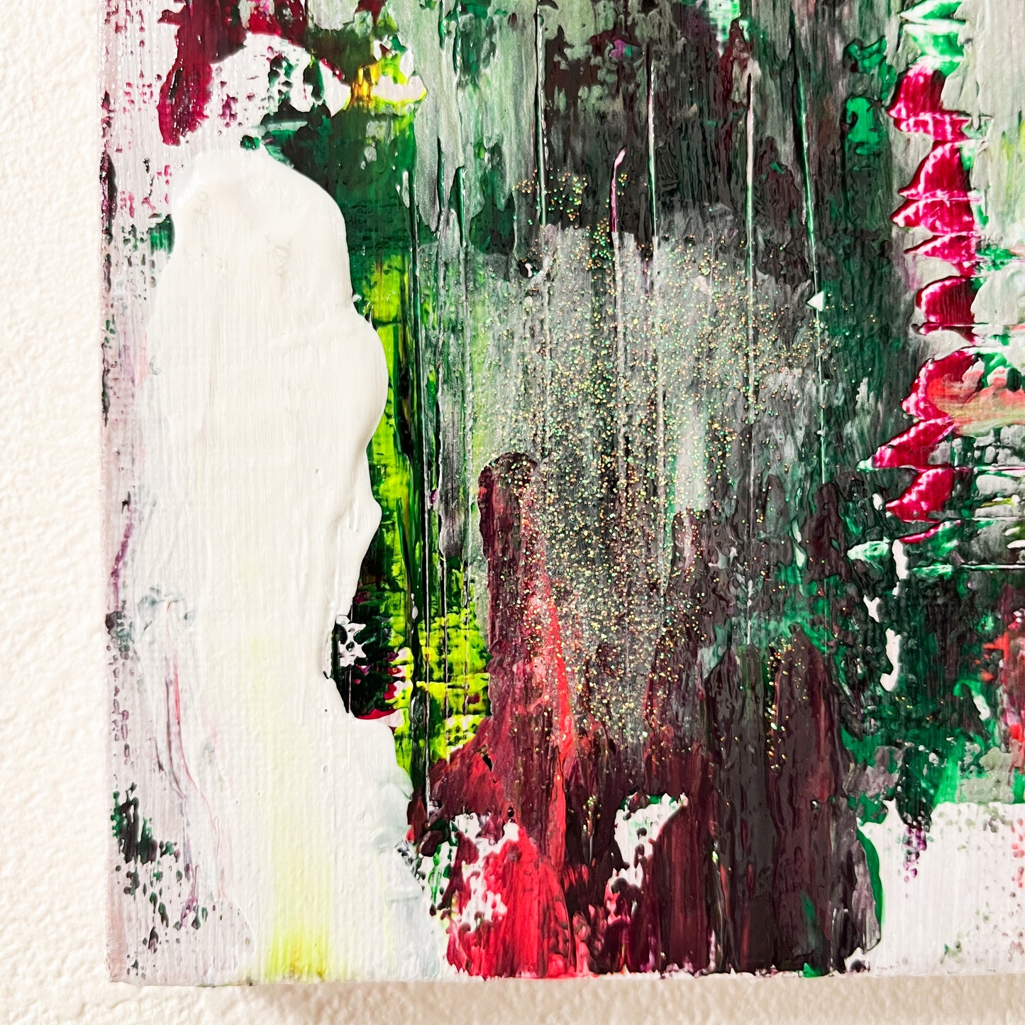緑と赤の抽象画 0号アクリル画 「動的調和 01」| Abstract Acrylic Painting Green & Red Textured – Dynamic Harmony 01