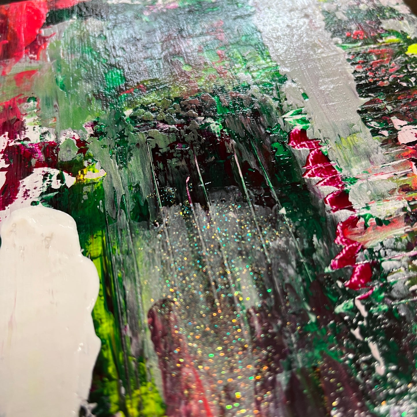 緑と赤の抽象画 0号アクリル画 「動的調和 01」| Abstract Acrylic Painting Green & Red Textured – Dynamic Harmony 01