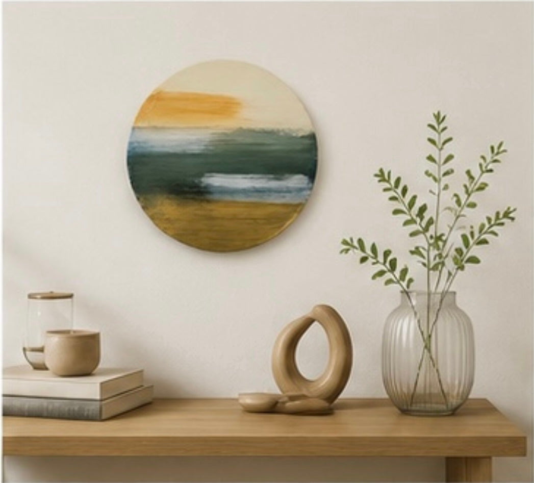 Soft-toned abstract painting by Yuka Mitsufuji（光藤有佳による「あわい」ラウンド モスグリーン)