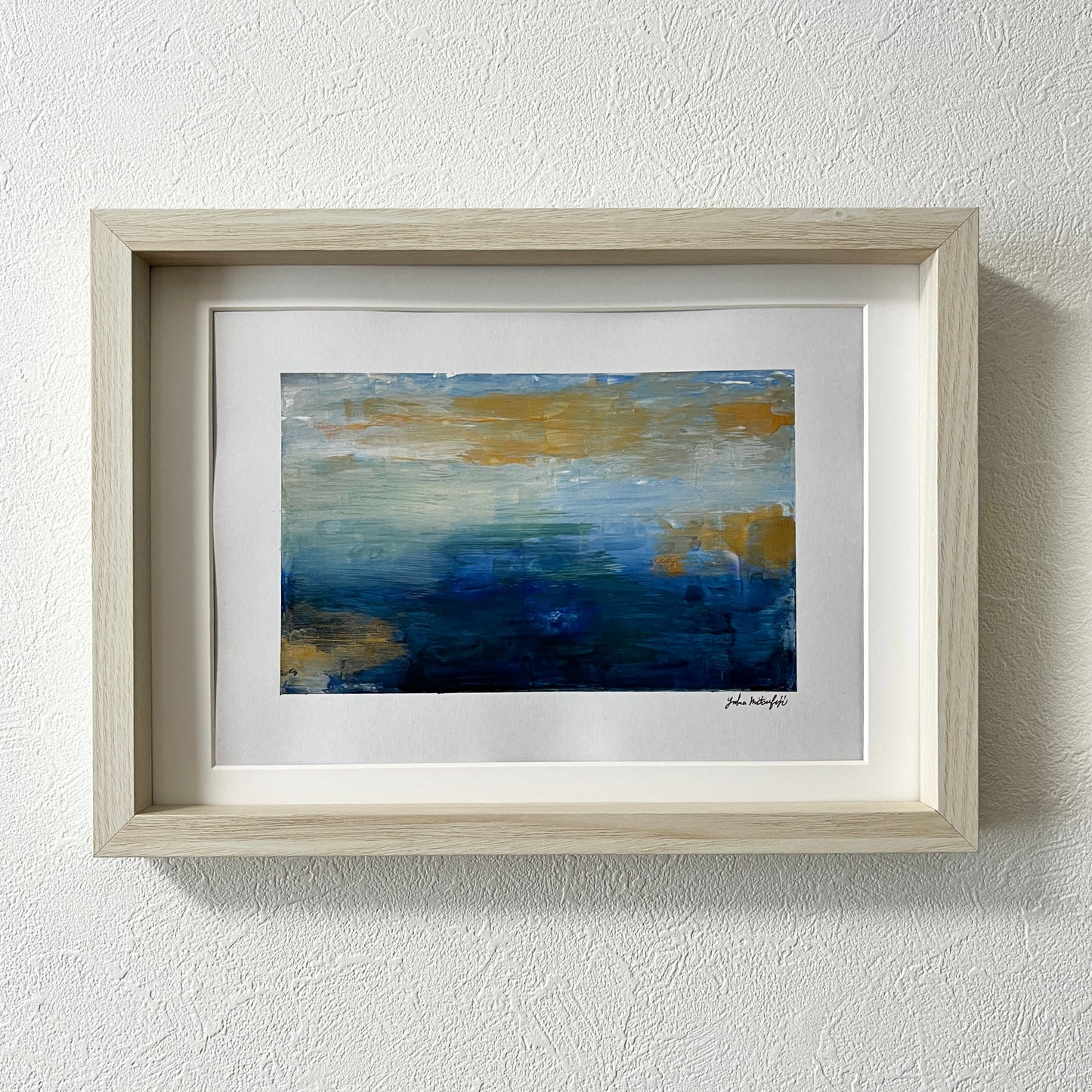 Soft-toned abstract painting by Yuka Mitsufuji（光藤有佳による「あわい」ブルー 青 額付き)