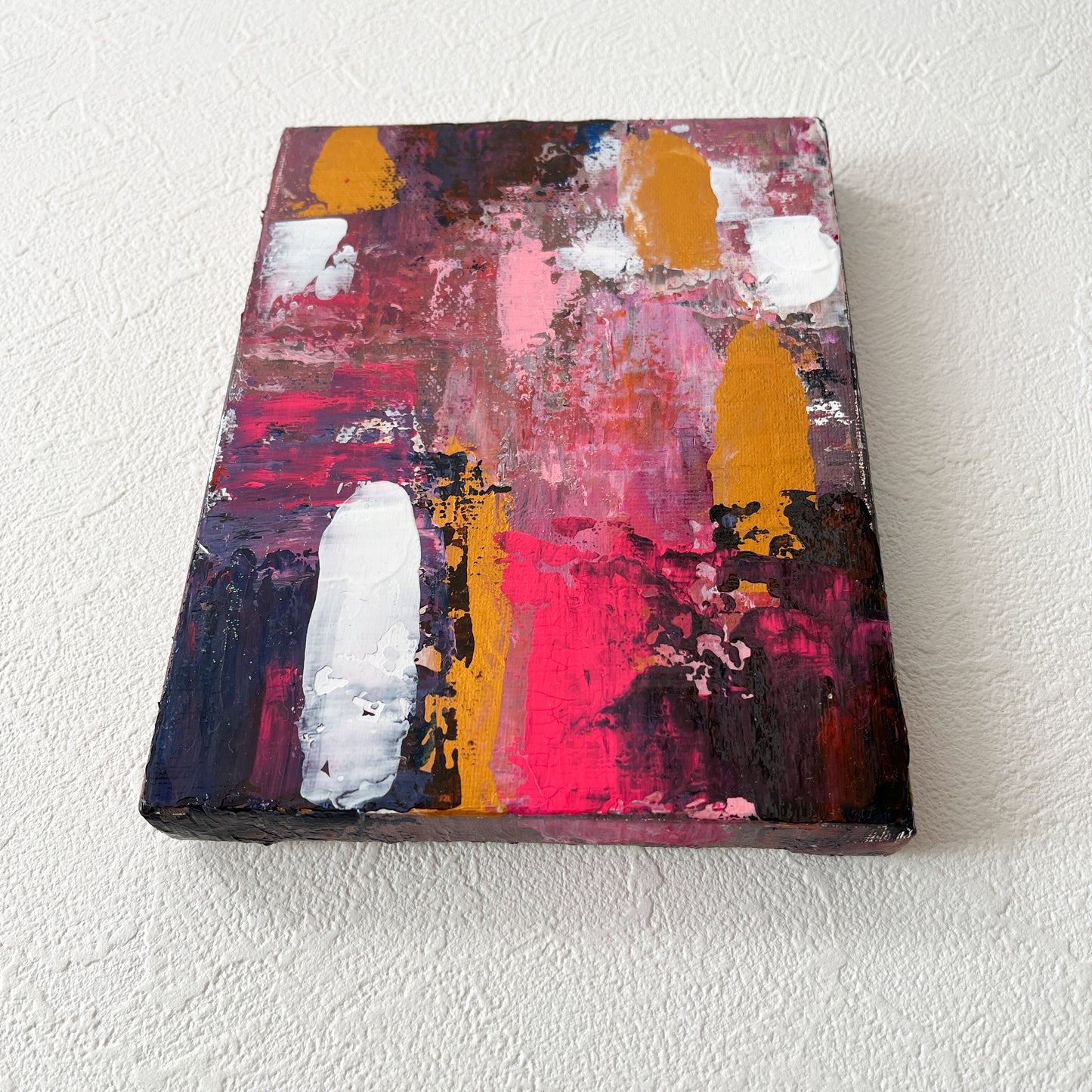 深みのあるピンクの抽象画 0号アクリル画 「桜紅」 | Abstract Acrylic Painting Pink "Sakurabeni"